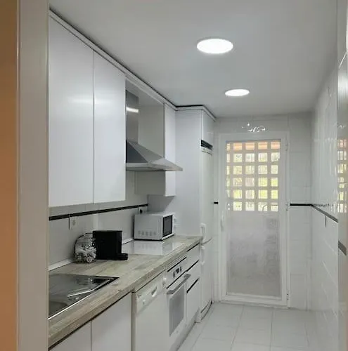 La Dama De Noche ماربيا