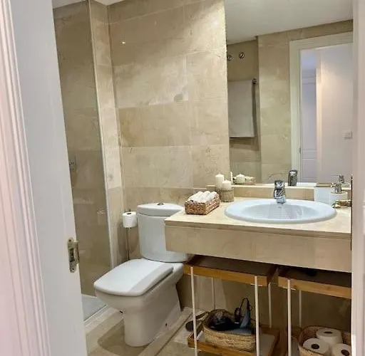 La Dama De Noche ماربيا